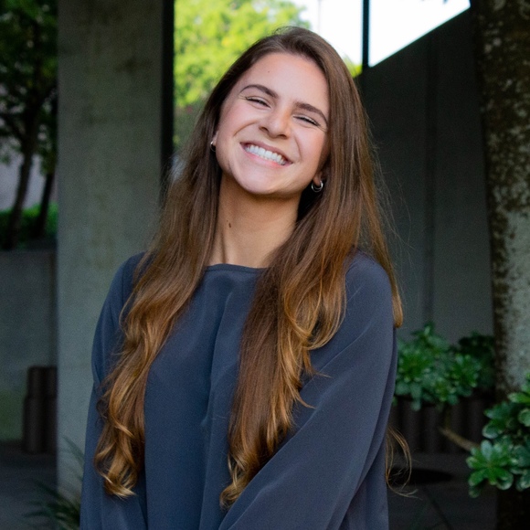 Meet your Posher, Rebekah - Picture 1 of 1
